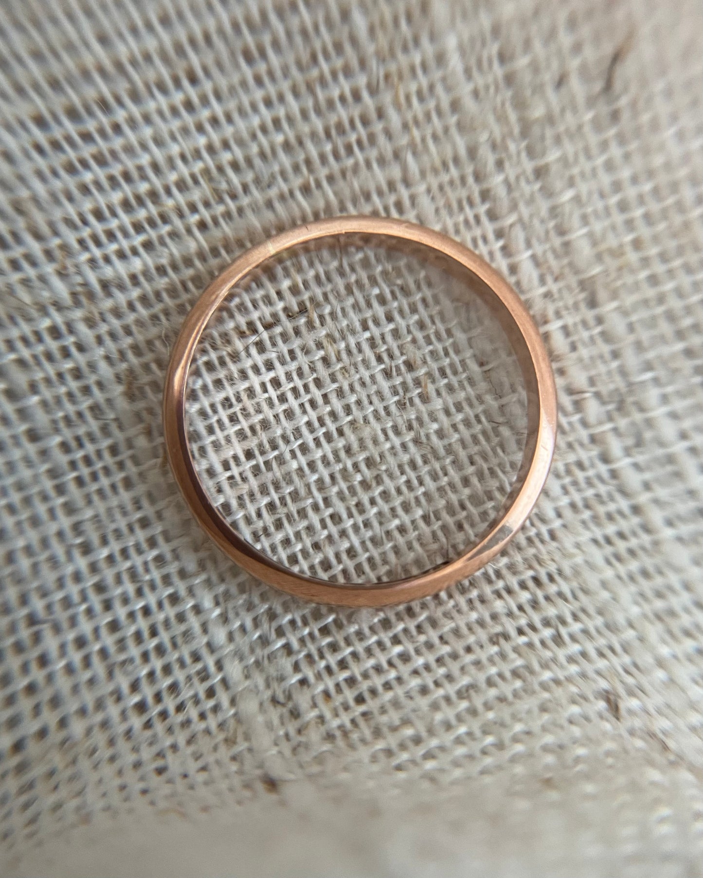 Vintage 9ct Rose Gold Chester 2mm Band