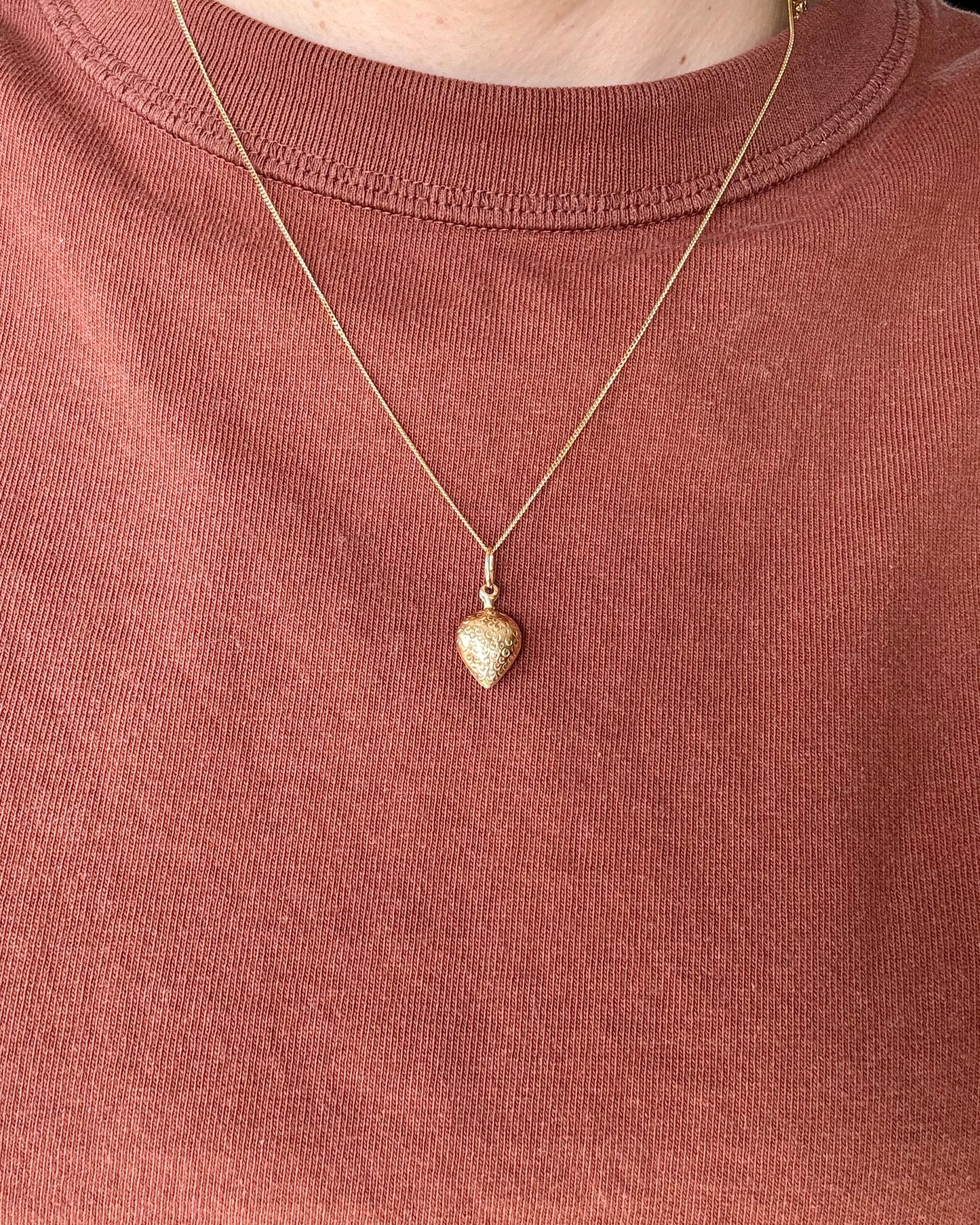 Vintage 9ct Gold Strawberry Pendant and Chain