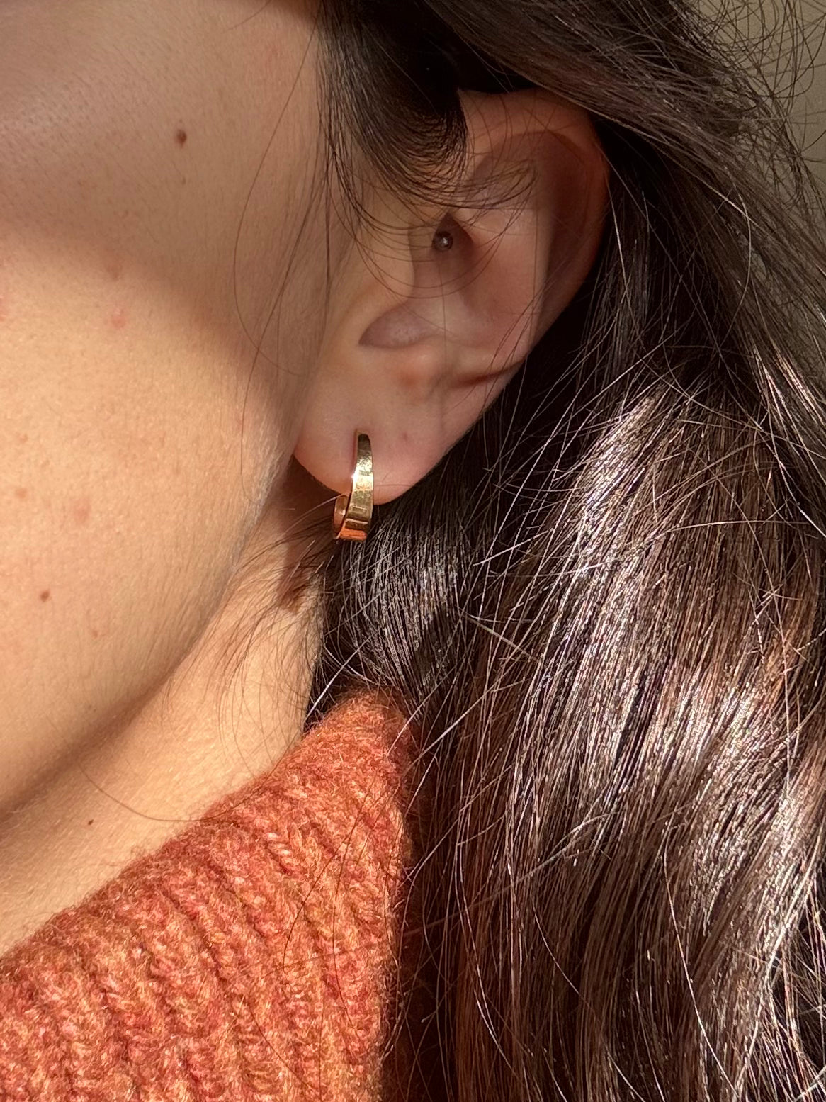 🌟 Preloved 9ct Gold Half Hoop Earrings