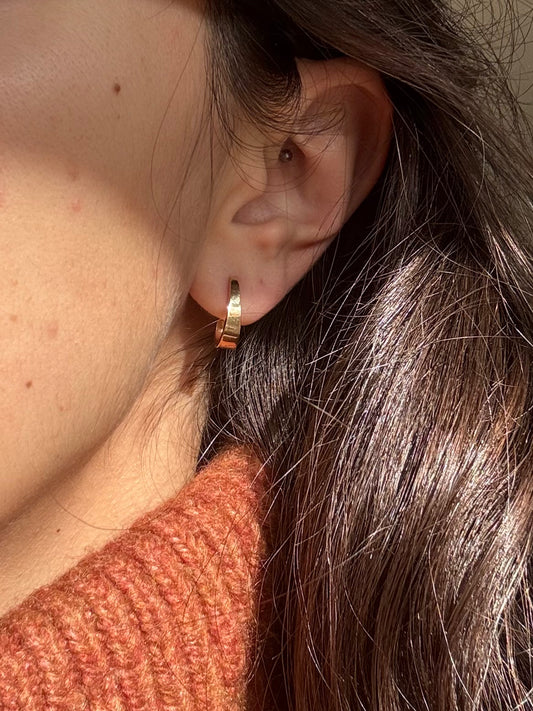 🌟 Preloved 9ct Gold Half Hoop Earrings