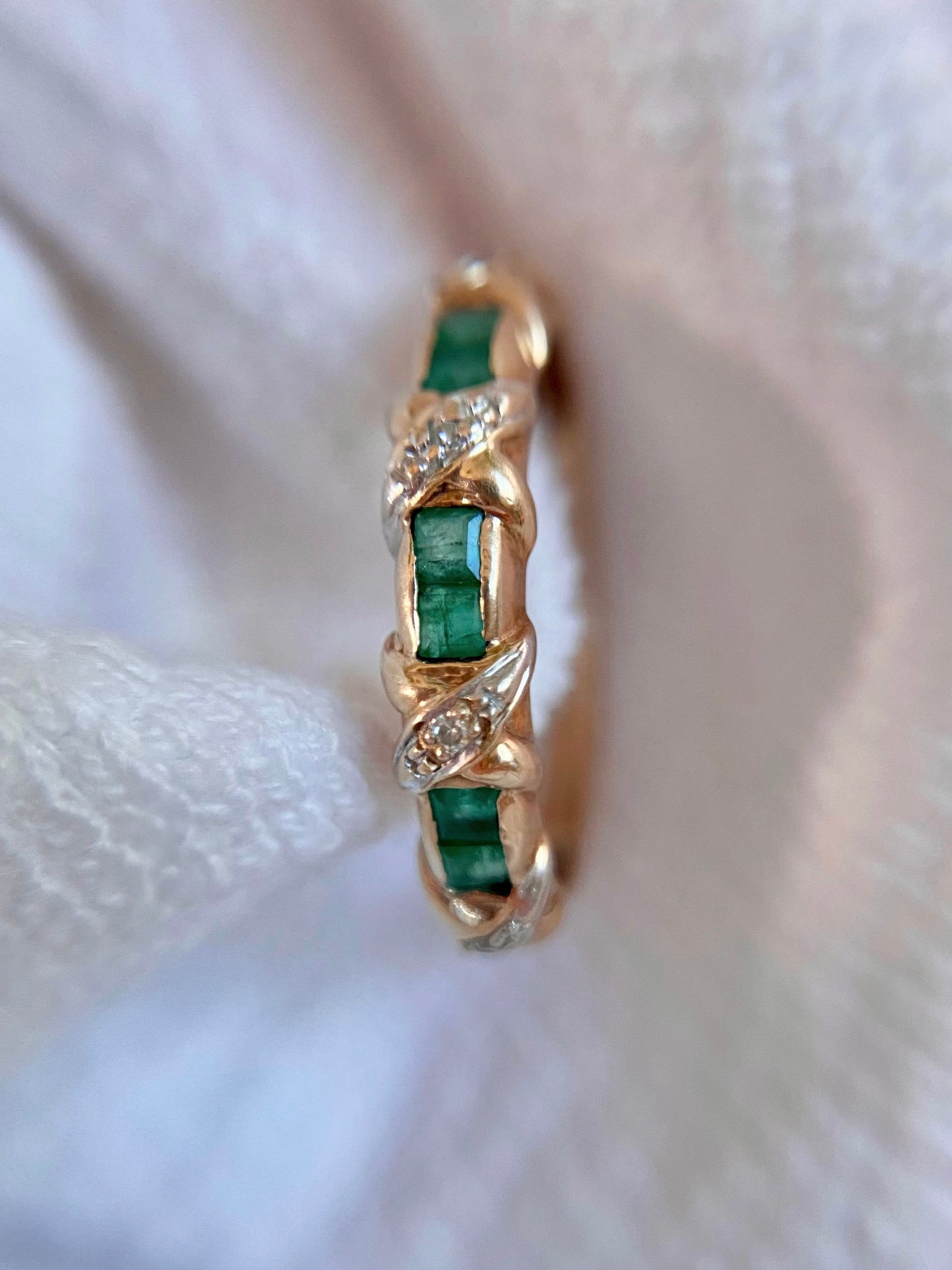 Vintage 9ct Gold Emerald + Diamond Ring