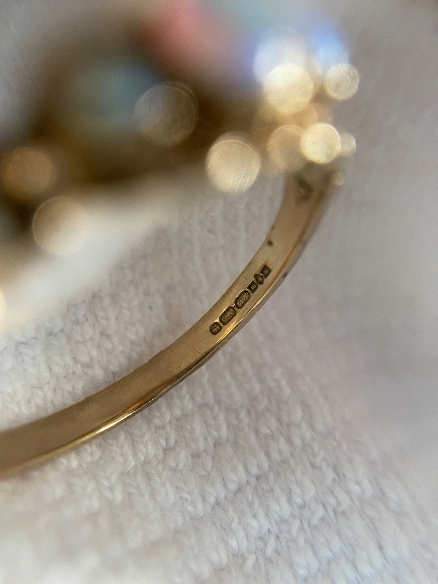 Vintage 9ct Gold Opal Trilogy Ring